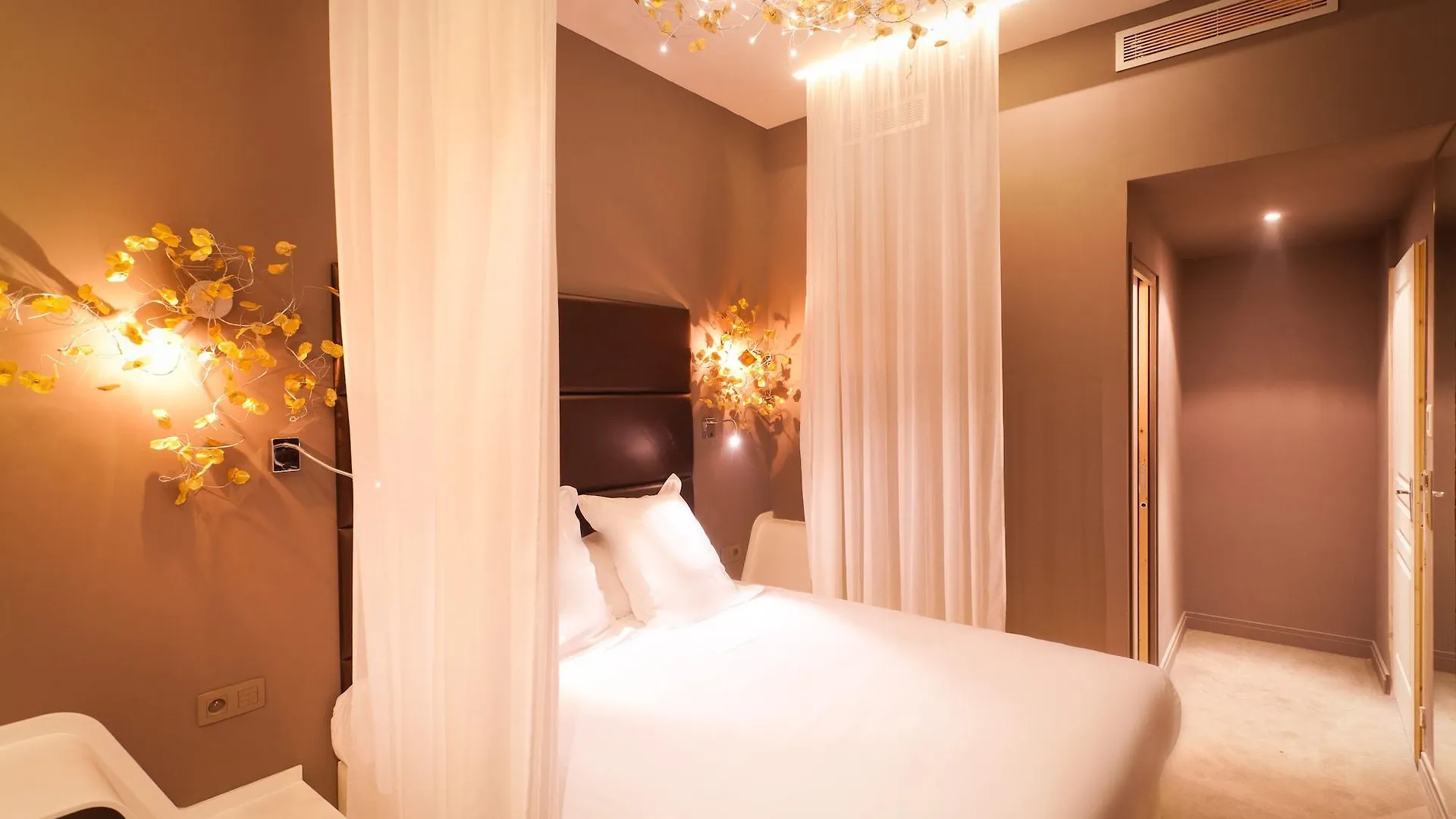 Hotel Legend Paris
