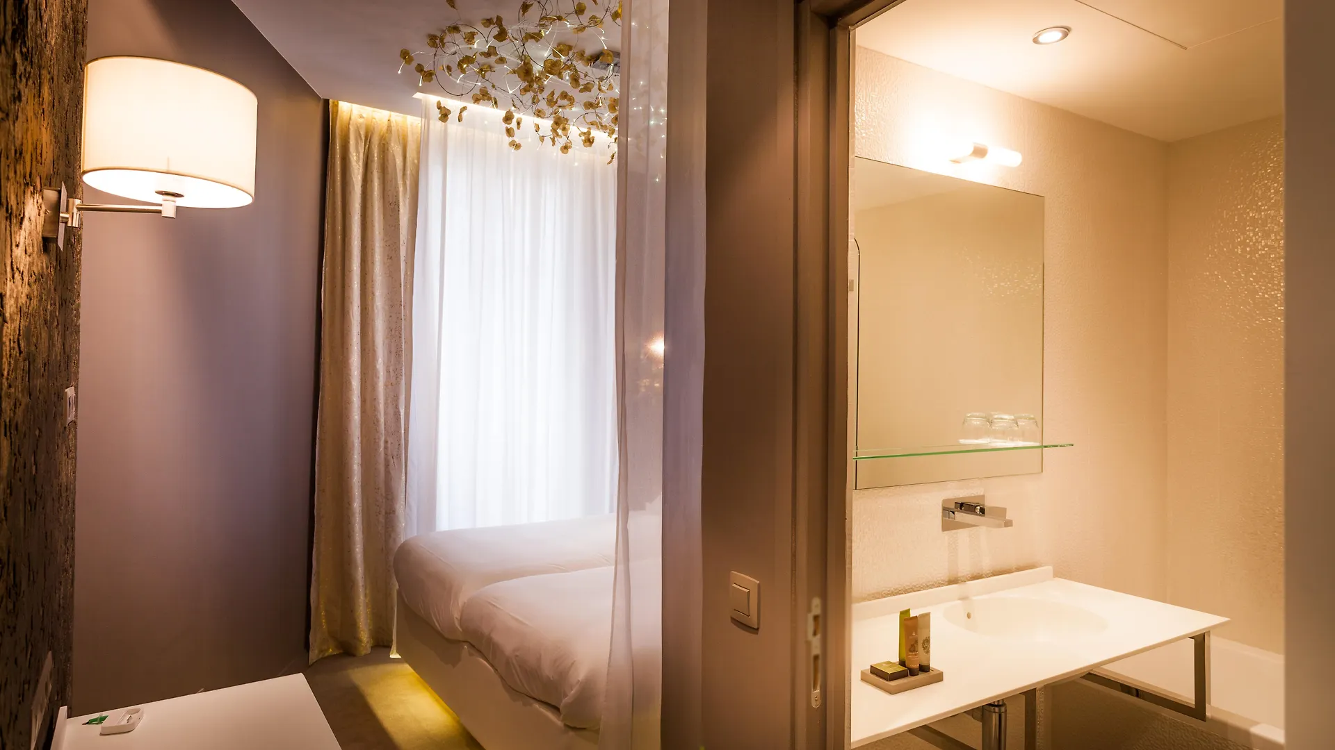 Legend 4* Paris